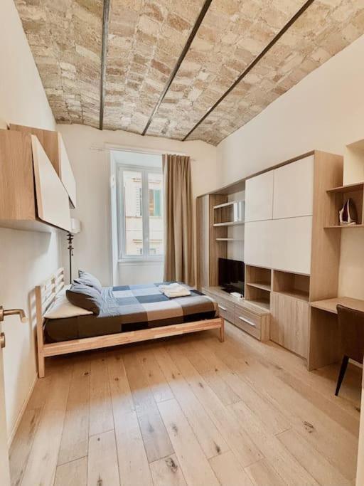 Ovidio Luxury, Rome